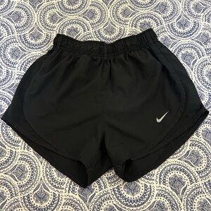 Nike Black Athletic Shorts with Moisture-Wicking Fabric